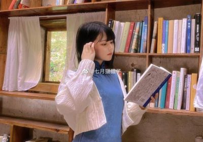 独一无二的cosplay风格，七月喵子壁纸合集中的图包绝对让你的屏幕“自闭”