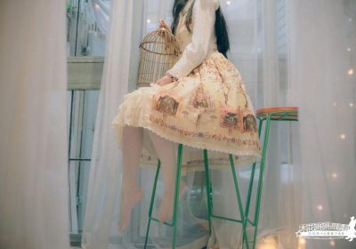 大赏精美的木花琳琳是勇者jkcos作品，心情瞬间变得欢快起来