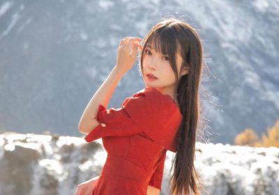 香草喵露的更新合集：绝美少女的精彩cos之旅