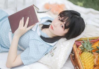 是依酱呀黑桃的最新作品，精选图片分享