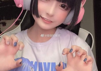佳佳好难啊圣诞，不看这些cos图包就不算是cos爱好者