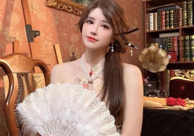 炫酷夺目的鹿八岁神明少女免费图片，染上你的世界色彩