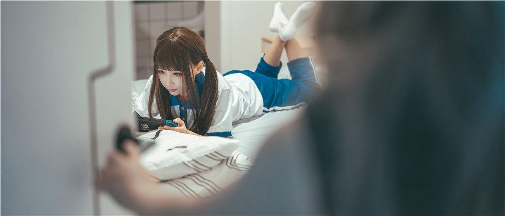 《创口贴战神 蠢沫沫叫兽的恶作剧全集》-1 《创口贴战神 蠢沫沫叫兽的恶作剧全集》-1