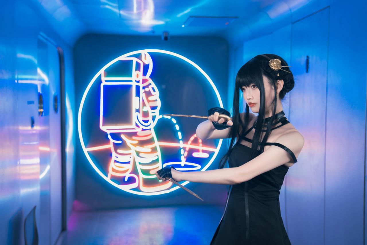 《间谍×过家家》荆棘公主约尔COS真人图 (CN：梁月曦Luna)-11