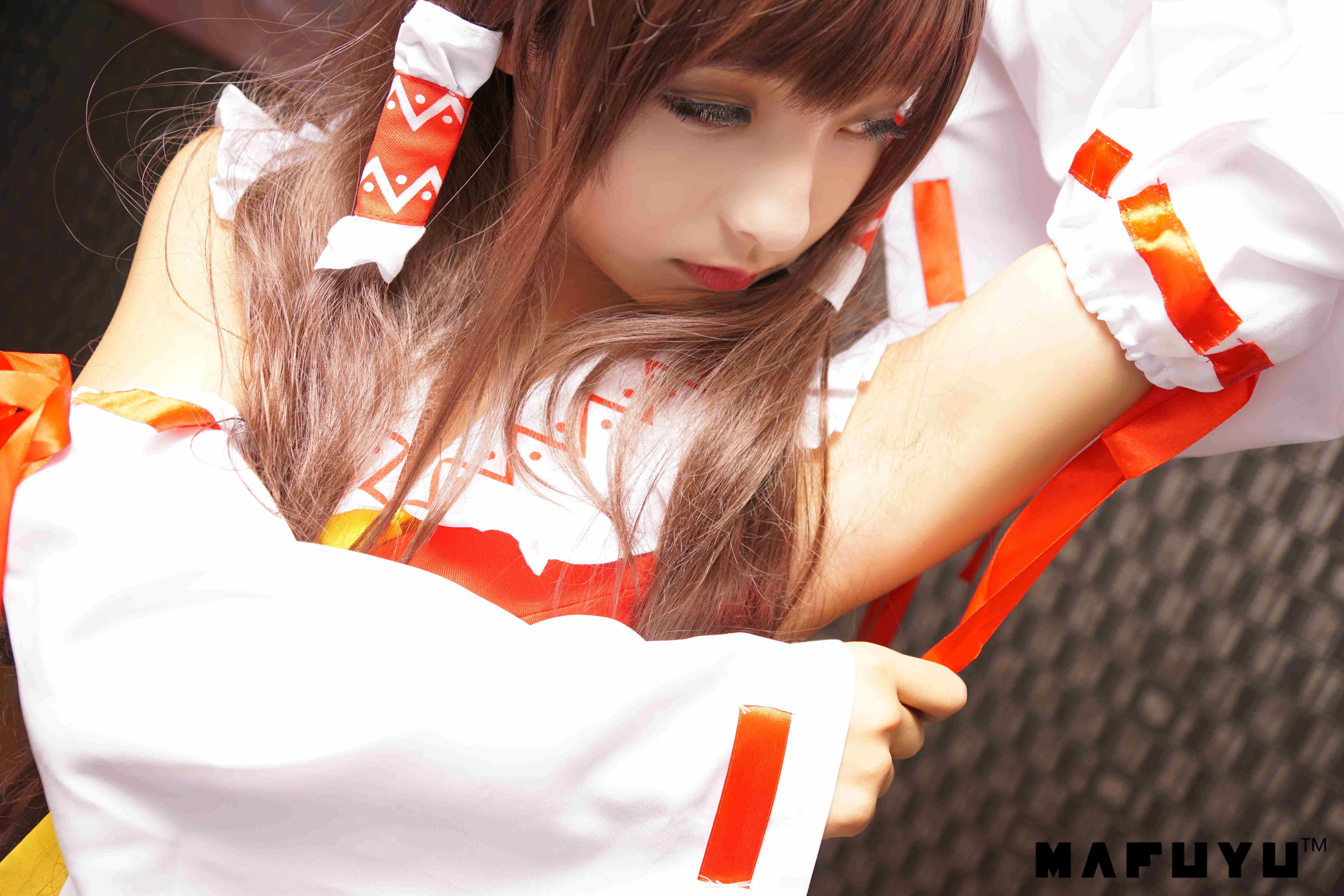 《皇宫里的灵梦少女COS图分享（CN：神楽坂真冬）》-2