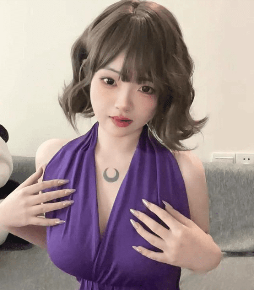 小瞳个人简介，岛遇可爱俏皮的少女风！-1