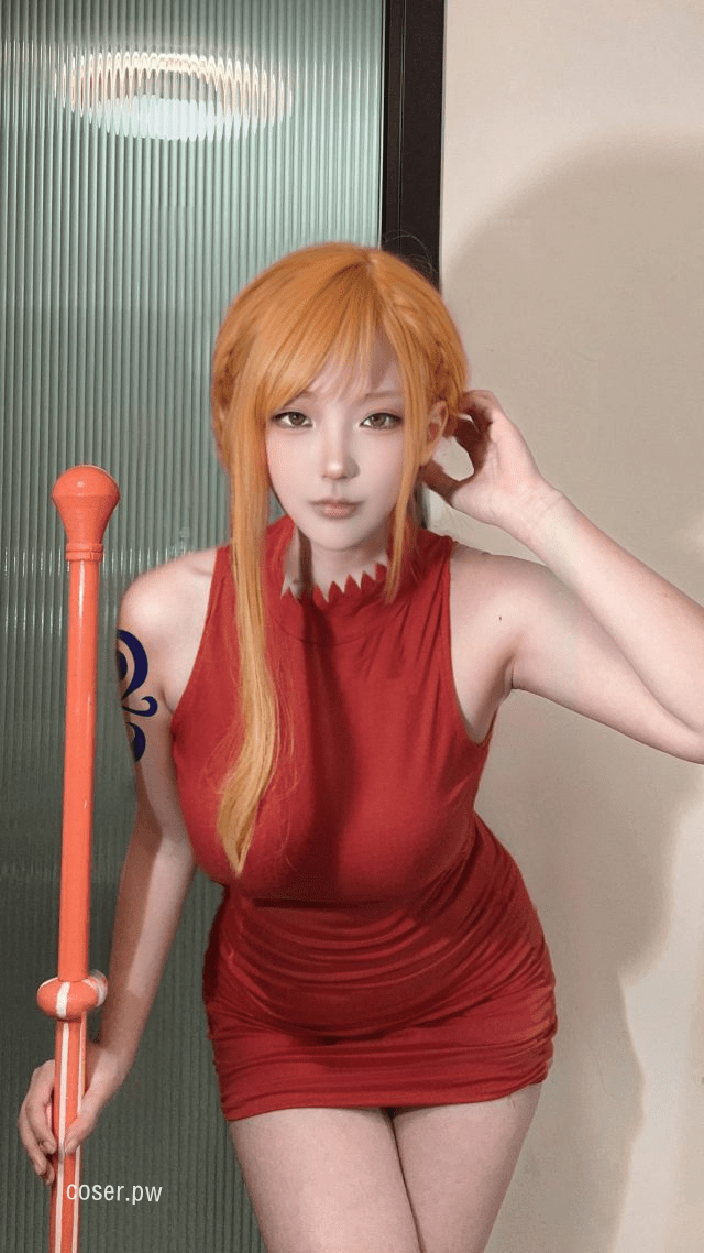 知名Coser“老虎尾巴呢”的航海士娜美惊艳登场-2