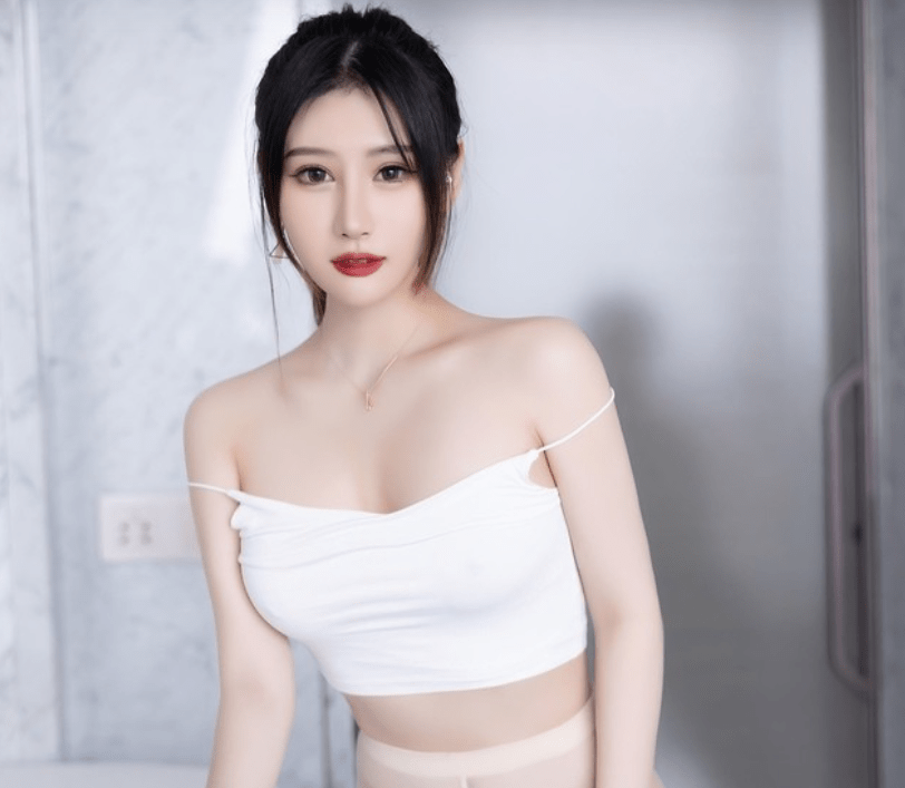 秀人张欣欣个人简介，清纯少女到性感风格轻松驾驭-2