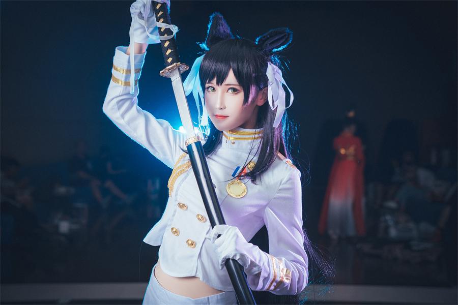 三度_69碧蓝航线图，手持利刃光芒羞涩-1