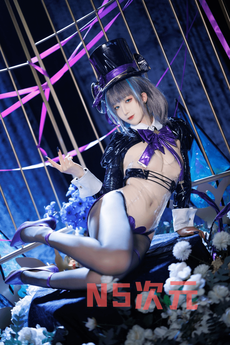 《封疆疆V化身魔术师的华丽登场，服装太靓眼了！》-3