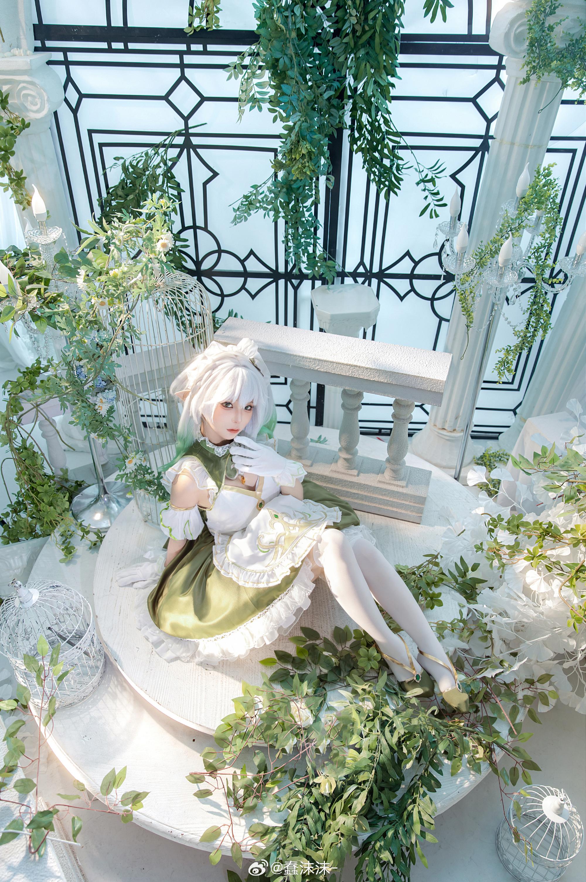 蠢沫沫最新套图草神女仆-2