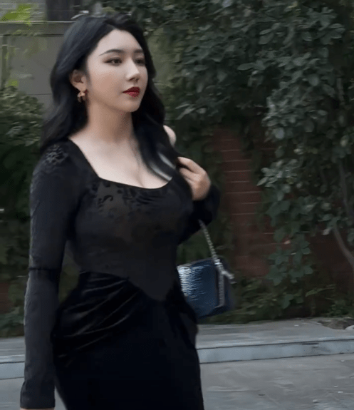 教母Eliy个人简介,君伊eliya微密圈作品介绍-2 教母Eliy个人简介,君伊eliya微密圈作品介绍-2