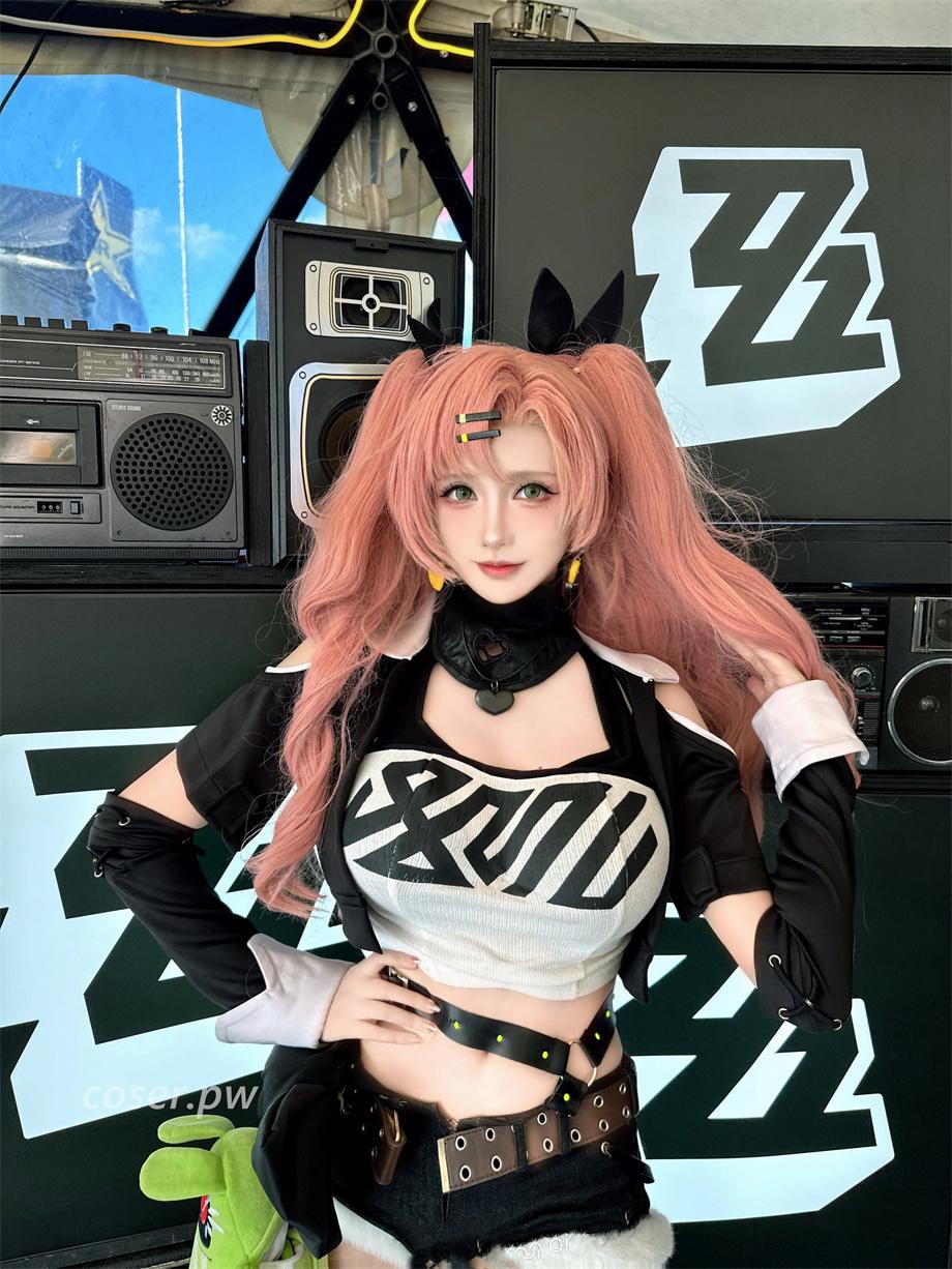 炼奶Mayoi个人介绍，最新cosplay图片分享-1