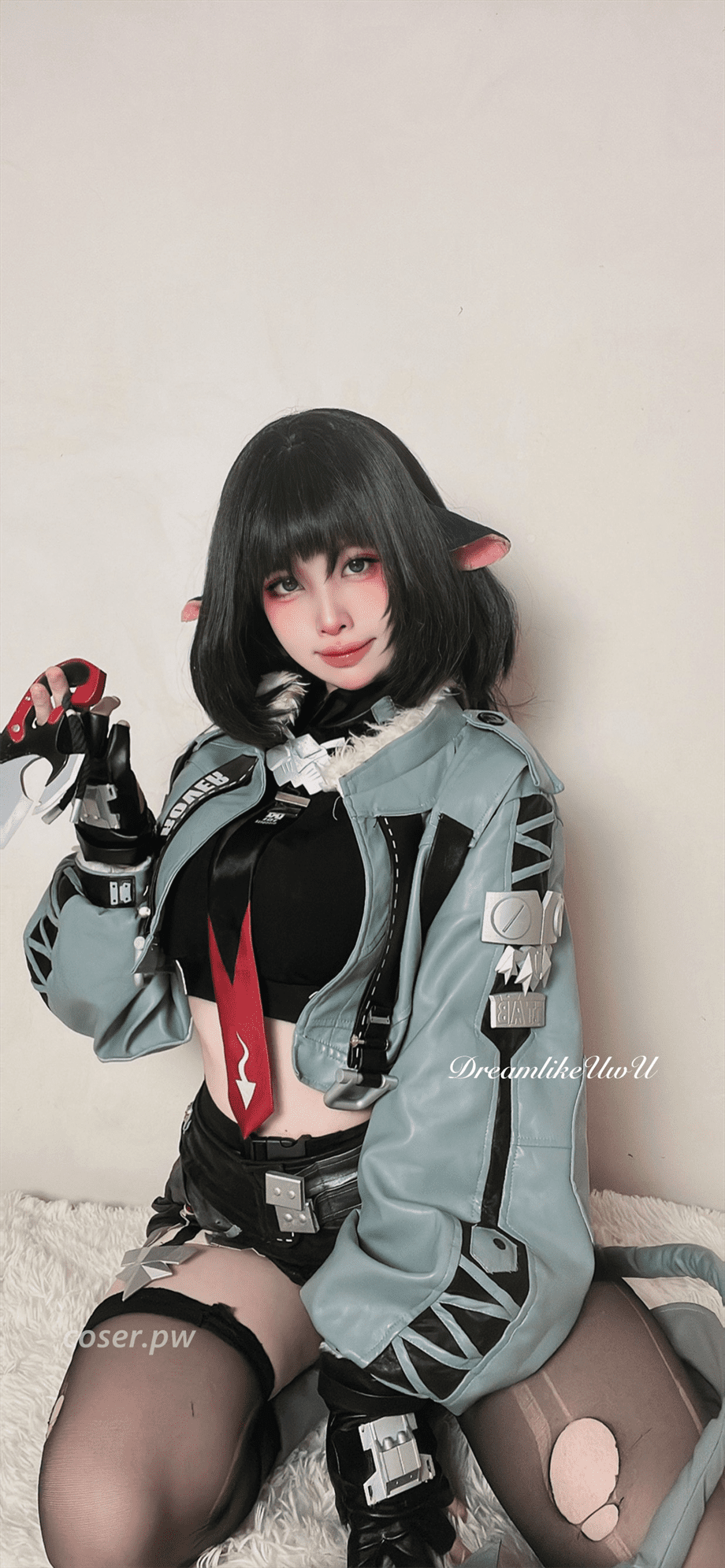 DreamlikeUwU作品特点与风格，深度大胆coser-1