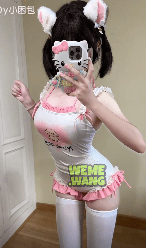 小困包（笨蛋小鱼） 甜美可爱，网红圈的迷人“小鱼”-3