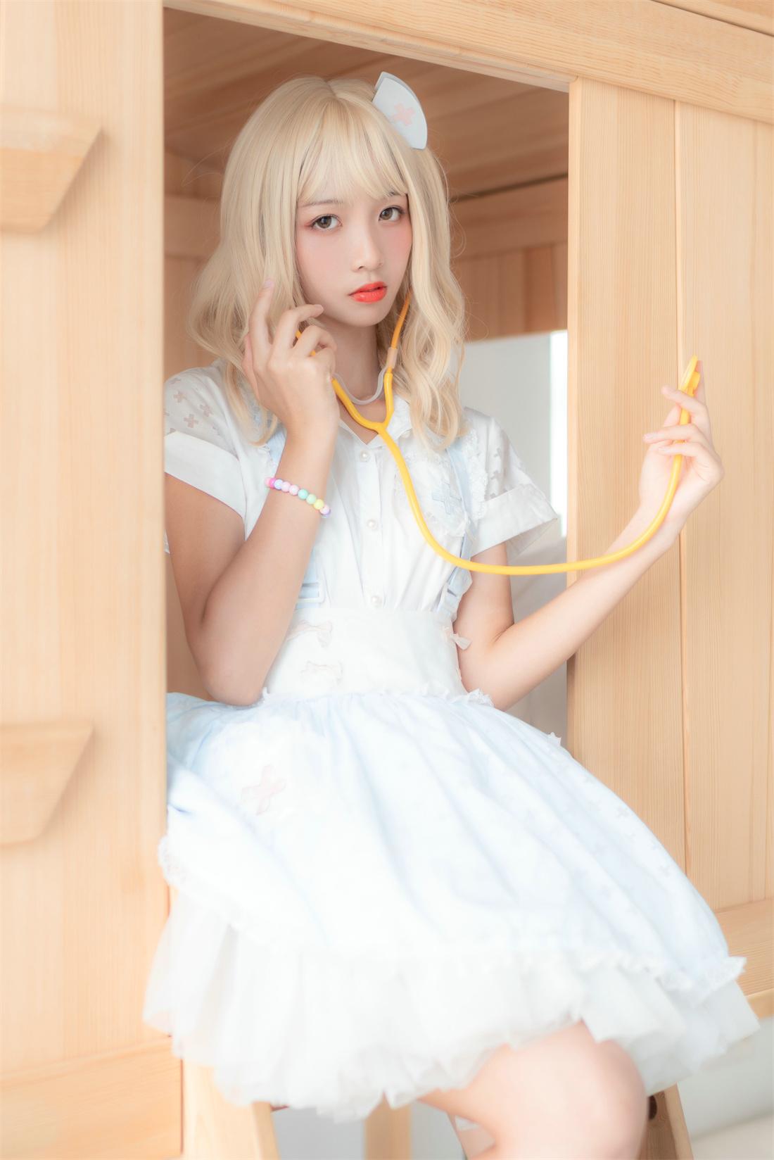 西瓜少女个人介绍及图片，少女风写真圈的高人气代表-1