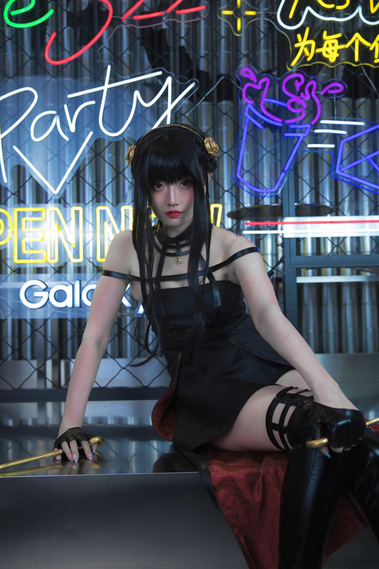 《间谍×过家家》荆棘公主约尔COS真人图 (CN：梁月曦Luna)-8