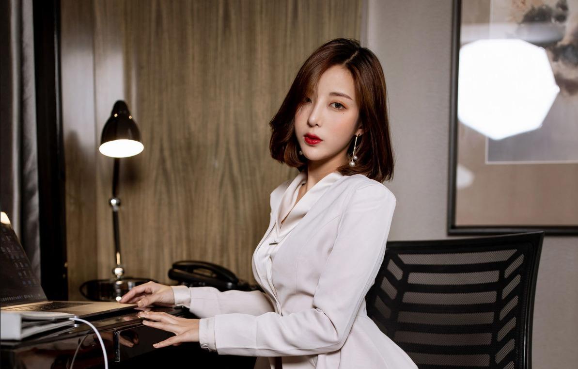 清秀类型写真陈小喵(原天夕子)也入圈COSPLAY-1