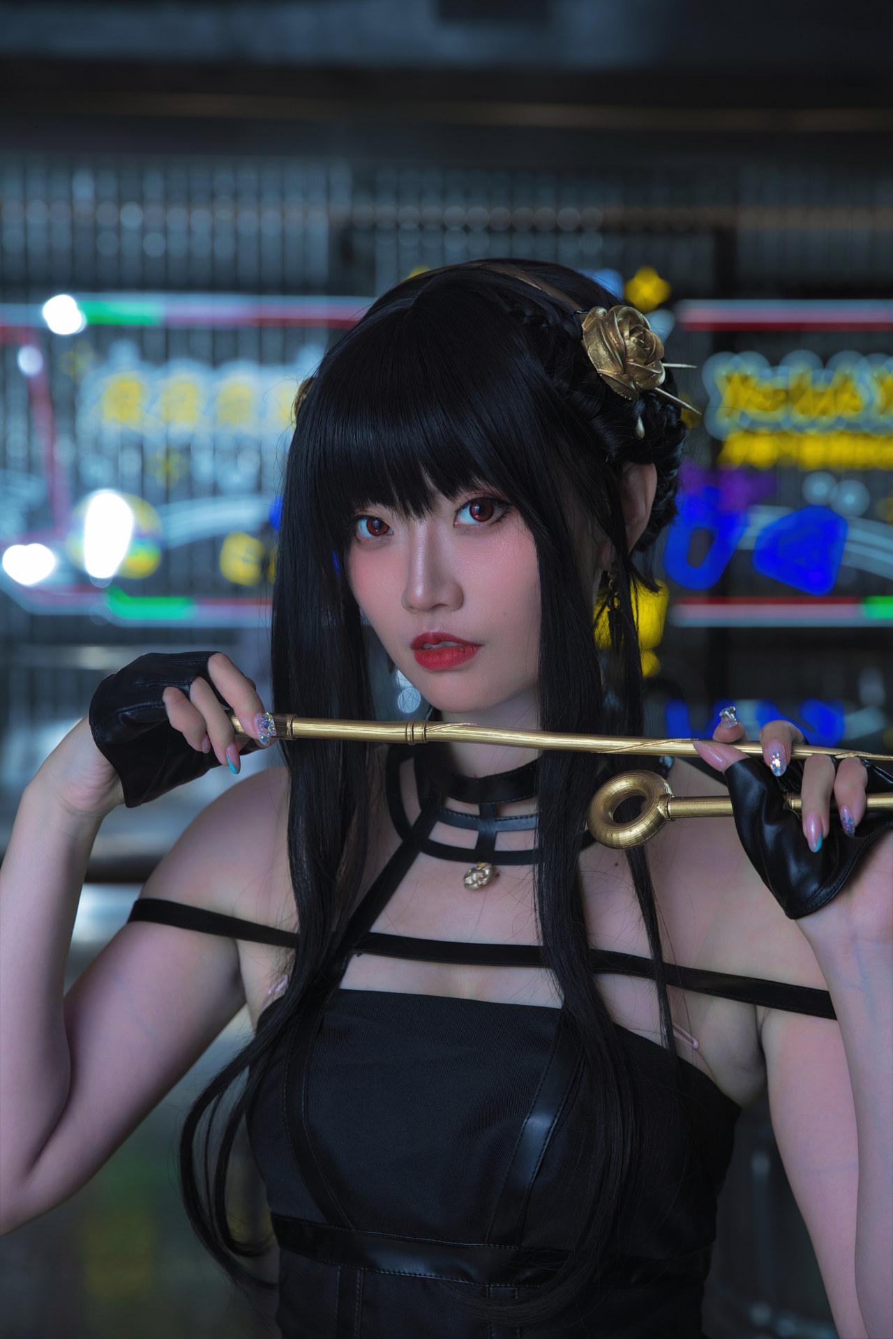 《间谍×过家家》荆棘公主约尔COS真人图 (CN：梁月曦Luna)-4