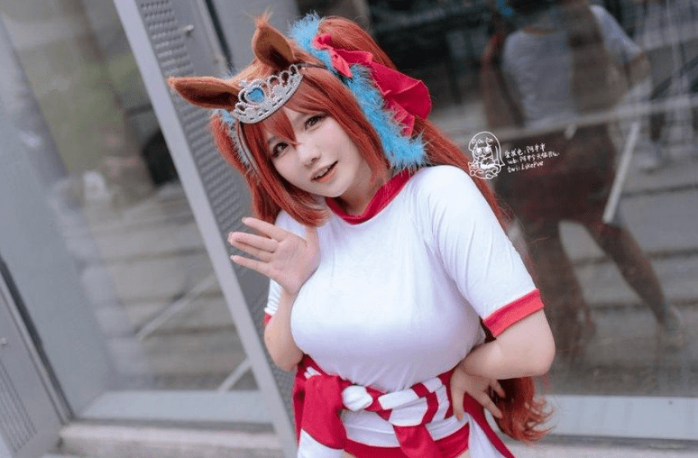 阿半今天很开心最新图集，微胖身材多才多艺-1