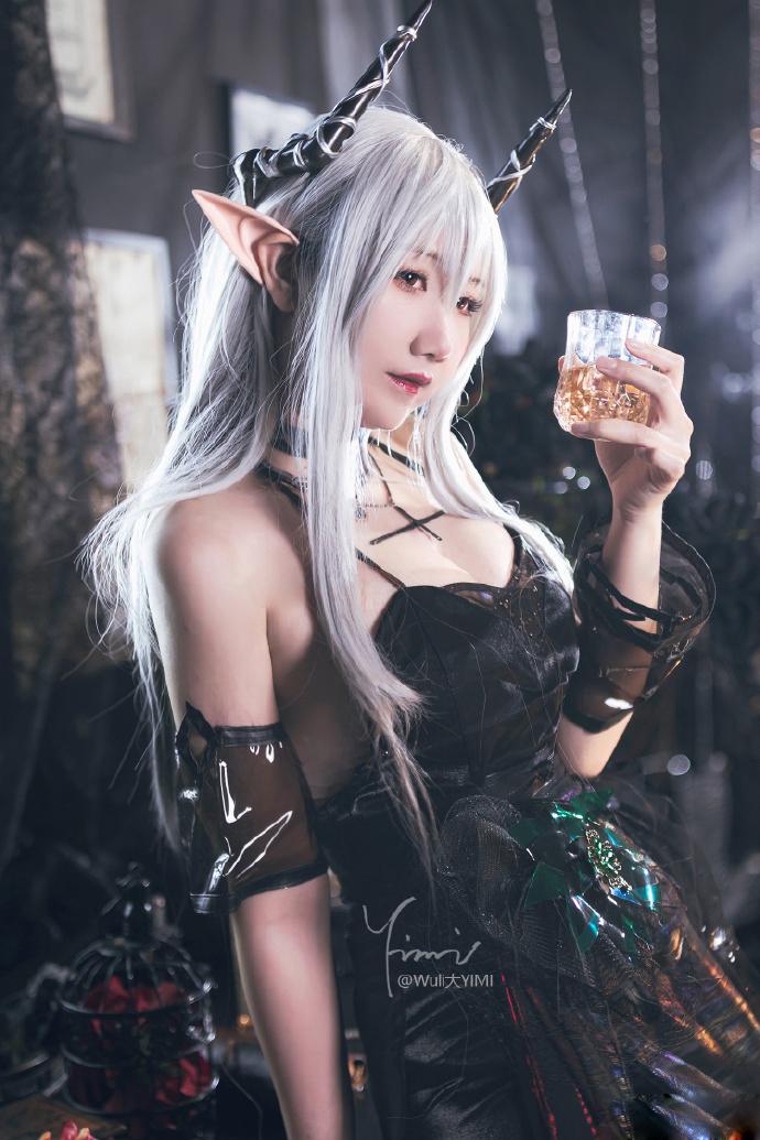 《手机游戏《明日方舟》泥岩COS真人图欣赏（CN：Wuli大YIMI）》-4