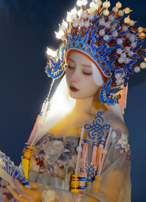 洛丽塔大哥晒苗服COS自证：这是保护自己最好方式！-1