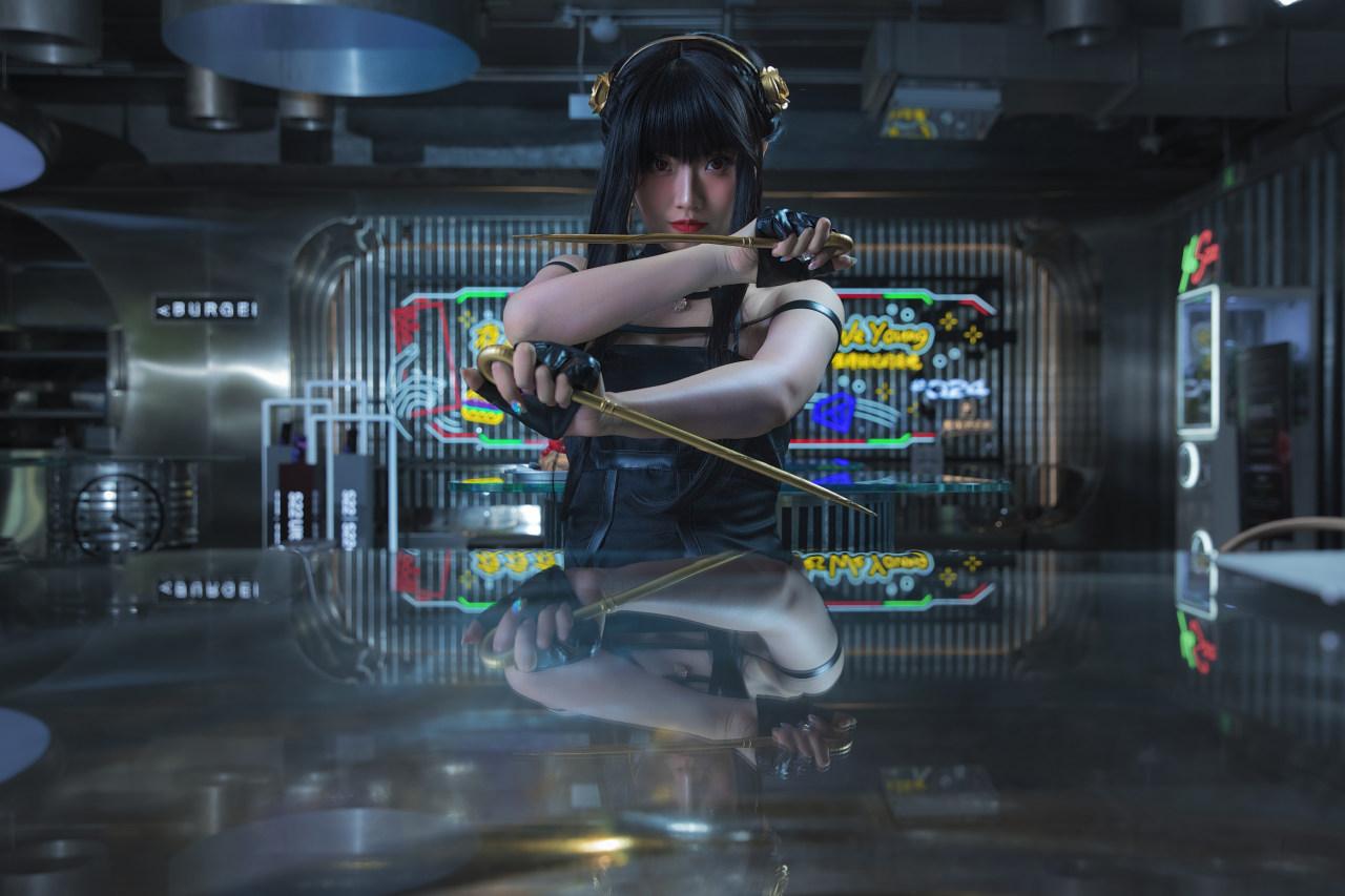 《间谍×过家家》荆棘公主约尔COS真人图 (CN：梁月曦Luna)-2