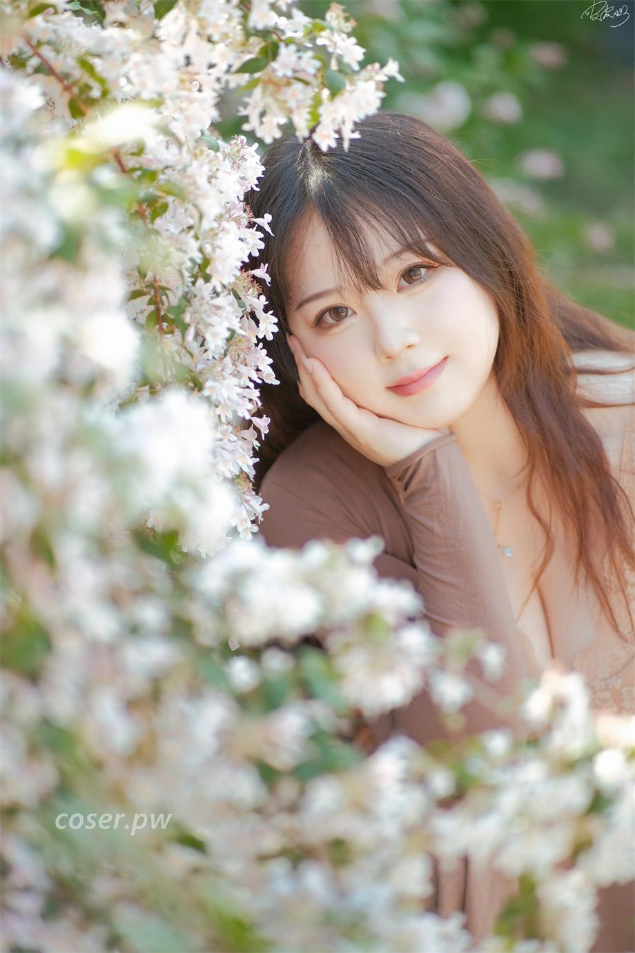 皮皮奶可可爱了啦个人简介及图片，成熟型而不失性感-2