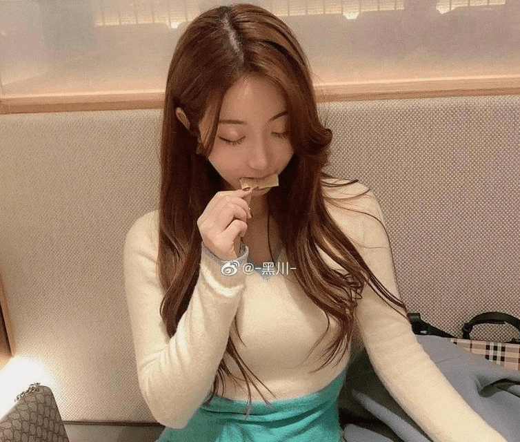 coser黑川摄影最新美照,色彩的镜头语言-1 coser黑川摄影最新美照,色彩的镜头语言-1