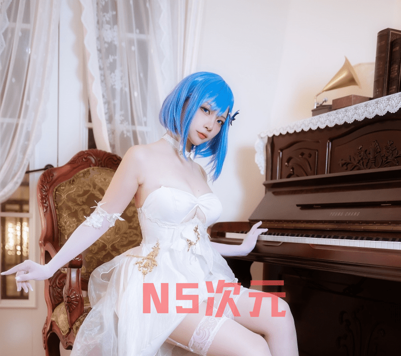 二佐Nisa再现碧蓝航线恰巴耶夫礼服之美-2 二佐Nisa再现碧蓝航线恰巴耶夫礼服之美-2