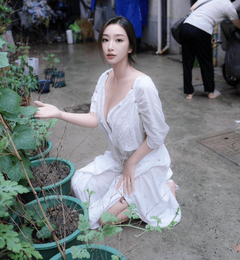 楠芝国风主题写真图片，领略不一样的风采-1