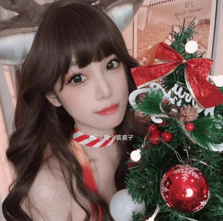 蜜汁猫裘2025新图圣诞,色彩明亮美好牛奶时刻-1 蜜汁猫裘2025新图圣诞,色彩明亮美好牛奶时刻-1