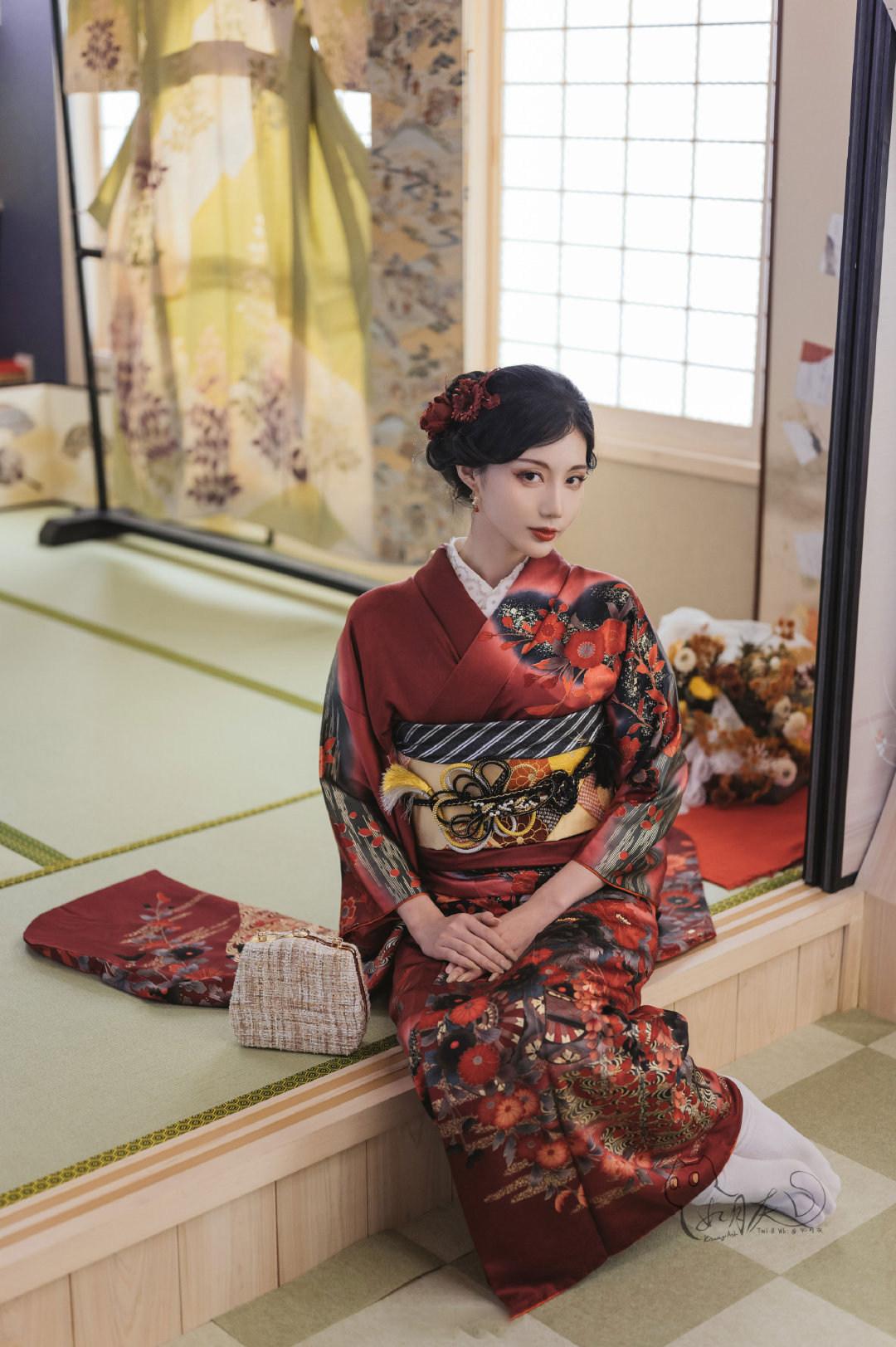 如月灰和服写真图欣赏-2 如月灰和服写真图欣赏-2