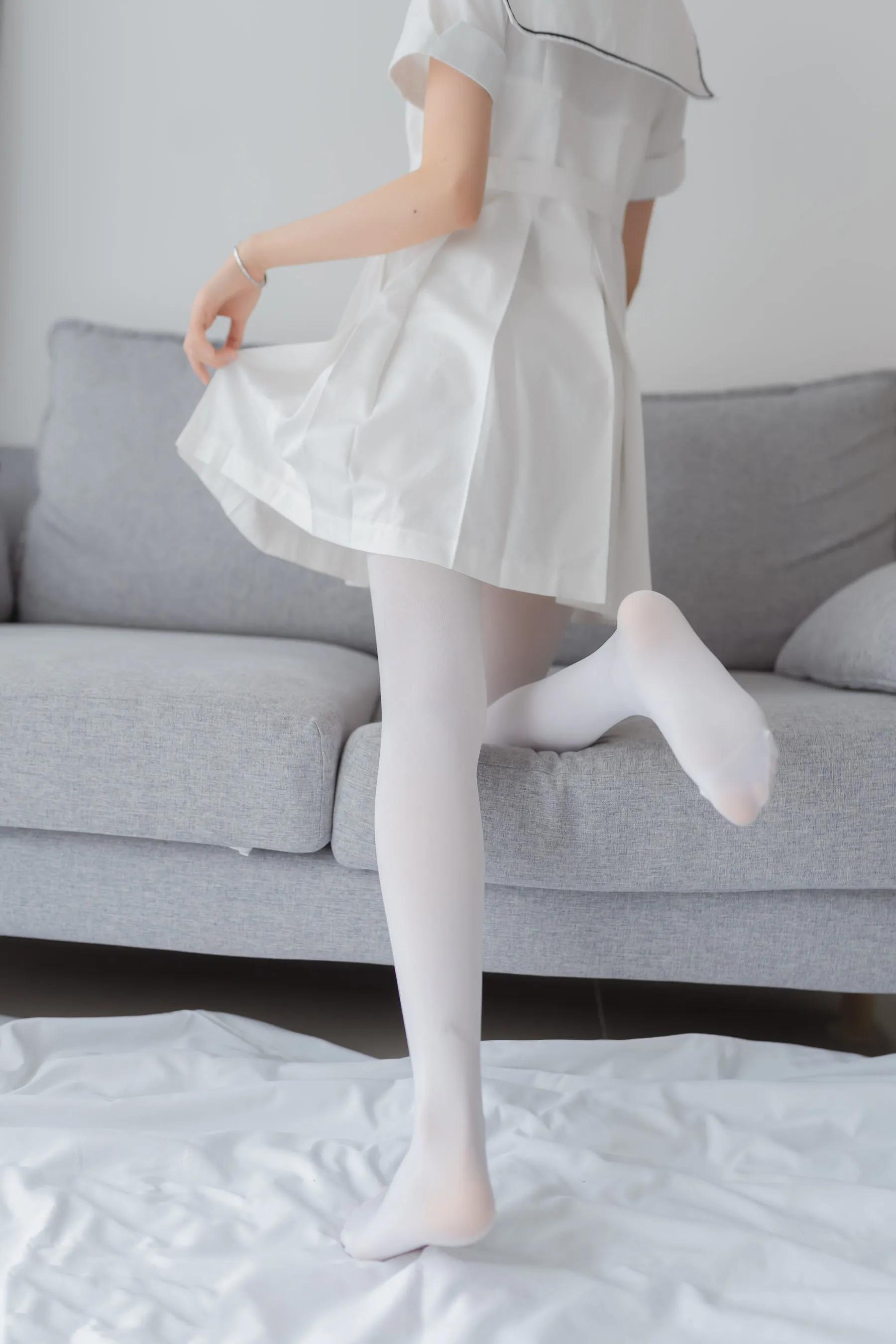 喵糖映画 纯色白裙白丝诱惑美图欣赏-2 喵糖映画 纯色白裙白丝诱惑美图欣赏-2