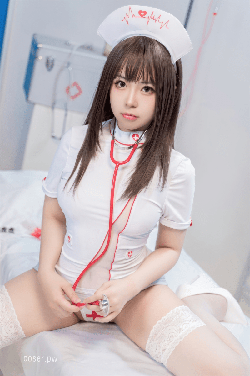 《虎森森触白户士，化身为魅惑至极的白衣天使》-1