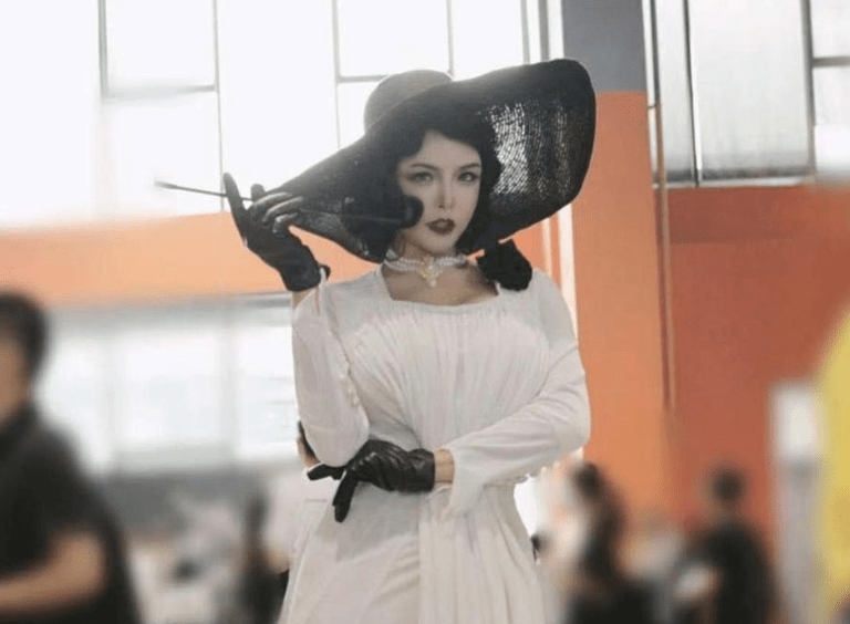 夏小秋秋秋漫展新图，八尺夫人实力出镜-1