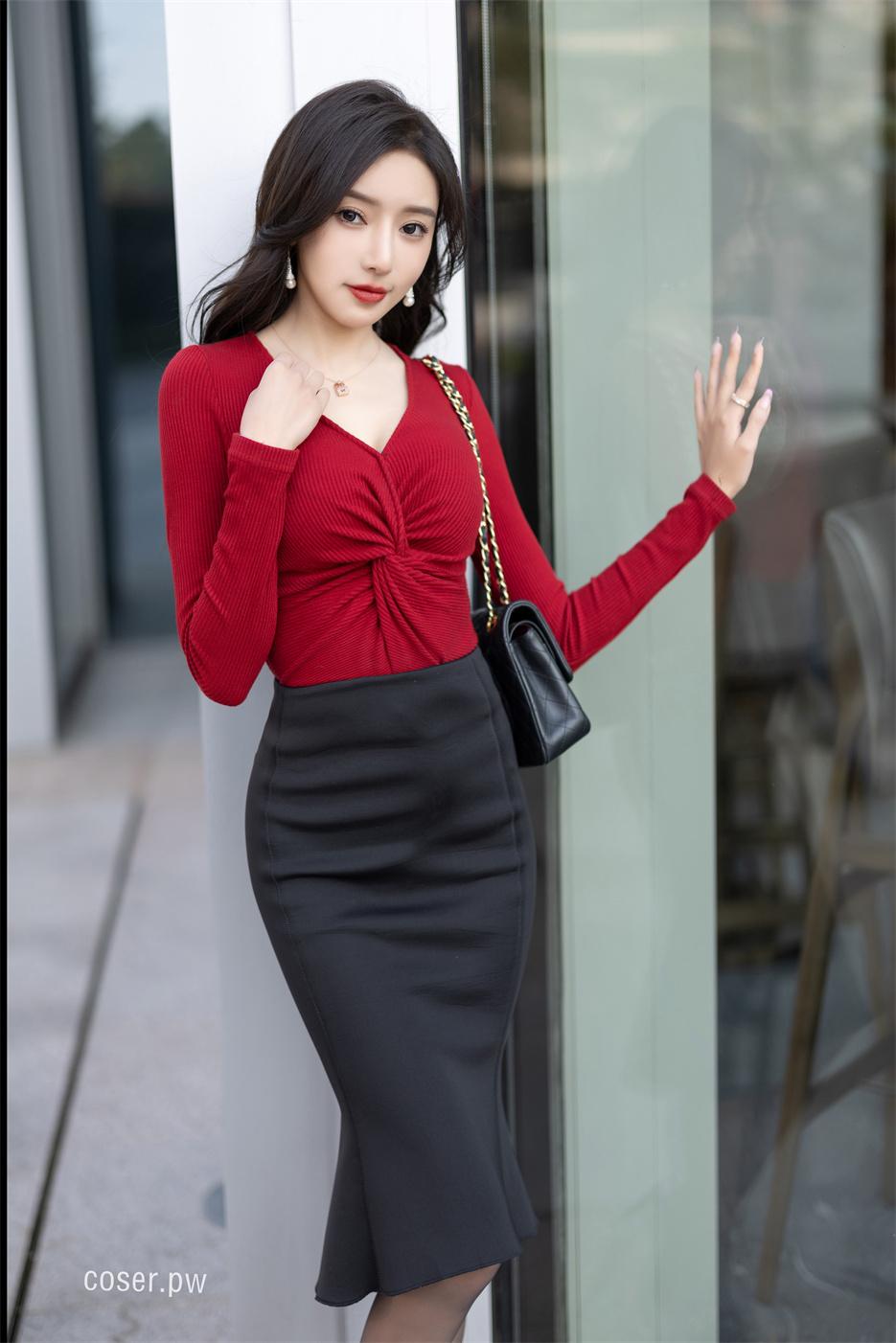 秀人王馨瑶Yanni个人简介，全套写真图片一览-1