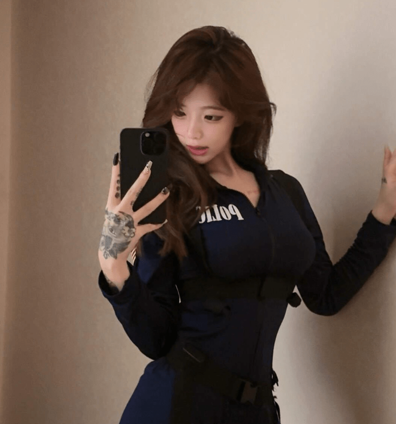 提苦茶子个人简介，豹纹黑·丝福利写真资源-2