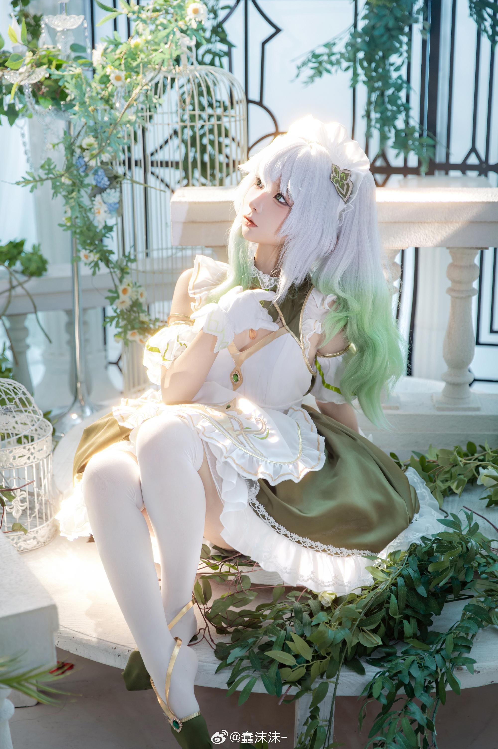 蠢沫沫最新套图草神女仆-5