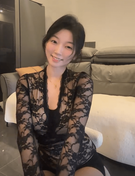 越越呀写真图片一览：抖音博主的多面魅力无边-2