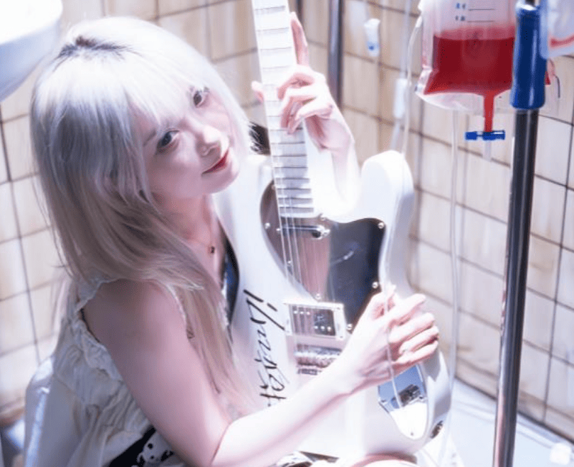 B站碳酸熊卡个人简介，B站充电专属图集-2