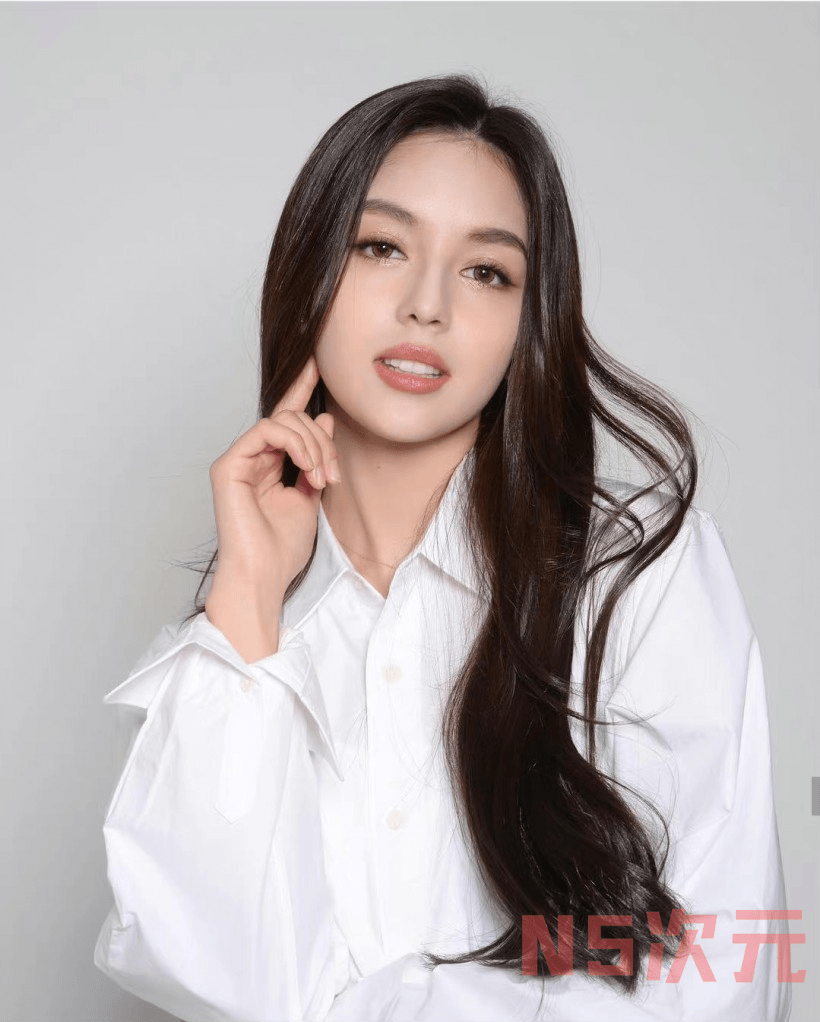 两国混血女歌手「Chanty」Lapillus女子唱跳组合成员-2