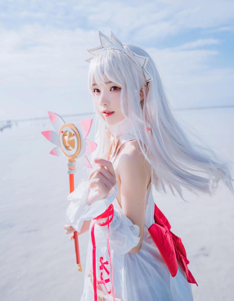 《魔法少女伊莉雅》伊莉雅COS真人图（cn:桜桃喵）-1