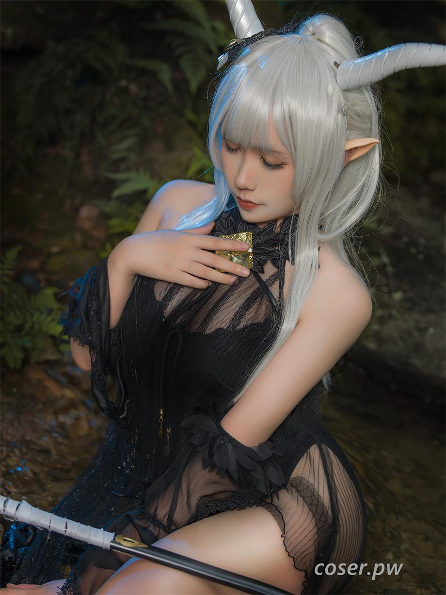 麻花酱COSPLAY，不断地探索着更多形象人物-2