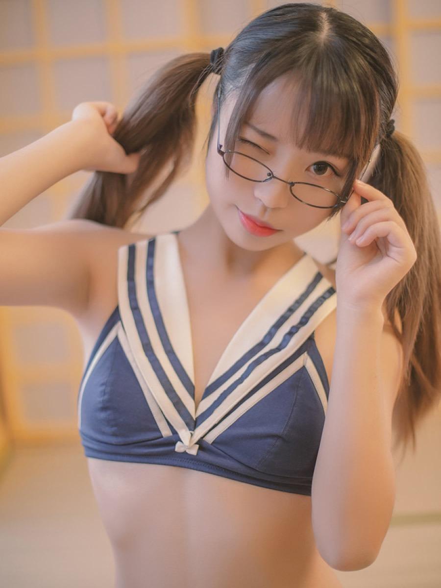 白易子教主是怎么了？白易子教主COS图包欣赏-1