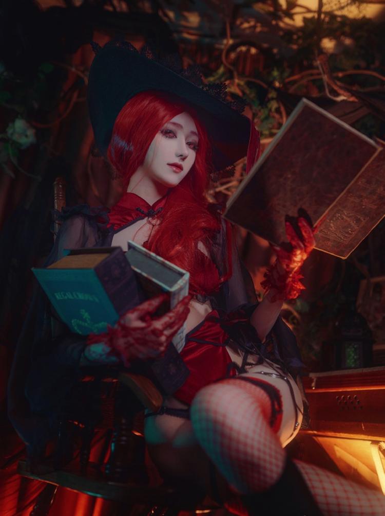 漫威漫画《红女巫》真人COS图 (CN:南桃Momoko)-1 漫威漫画《红女巫》真人COS图 (CN:南桃Momoko)-1