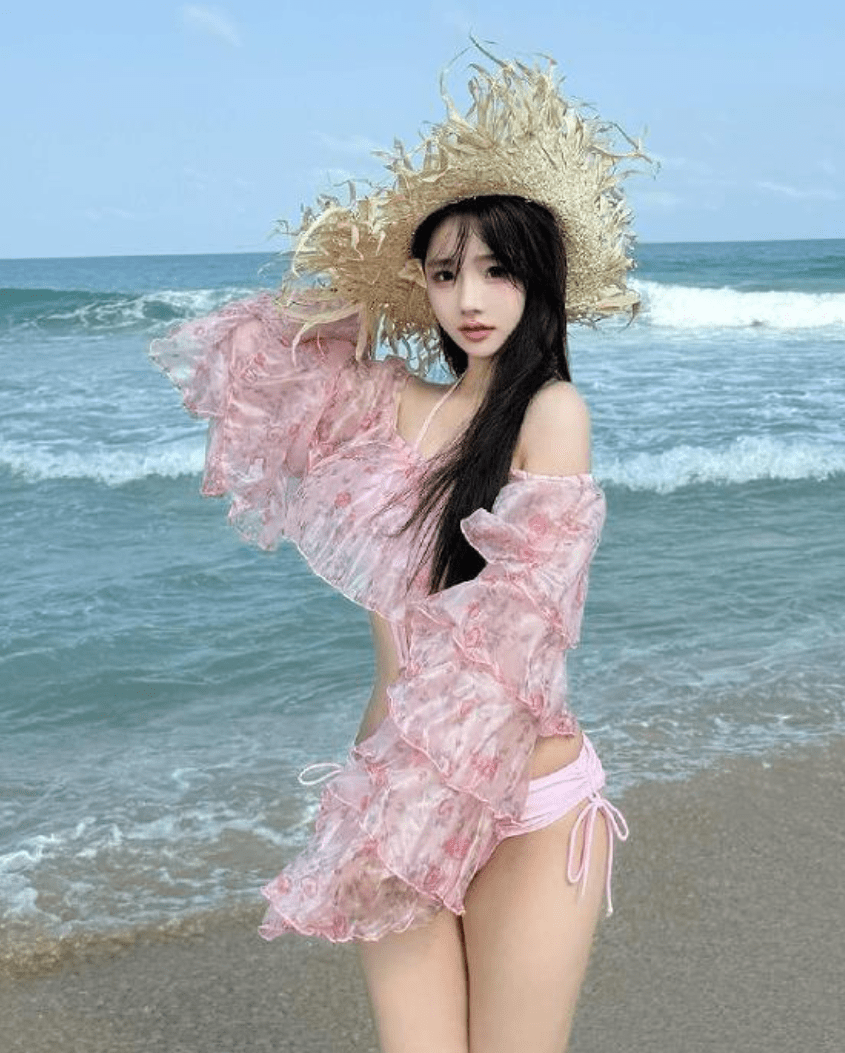 小小叮当个人简介，写真图片及视频一览-1