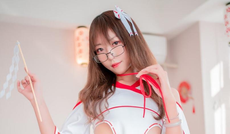 佛系博主money冷冷玉藻前COS全部图包-1 佛系博主money冷冷玉藻前COS全部图包-1