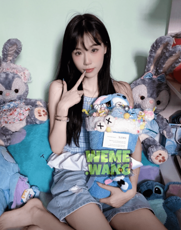 Tina很妖孽呀：从二次元破圈的“妖孽级”美少女成长记-3