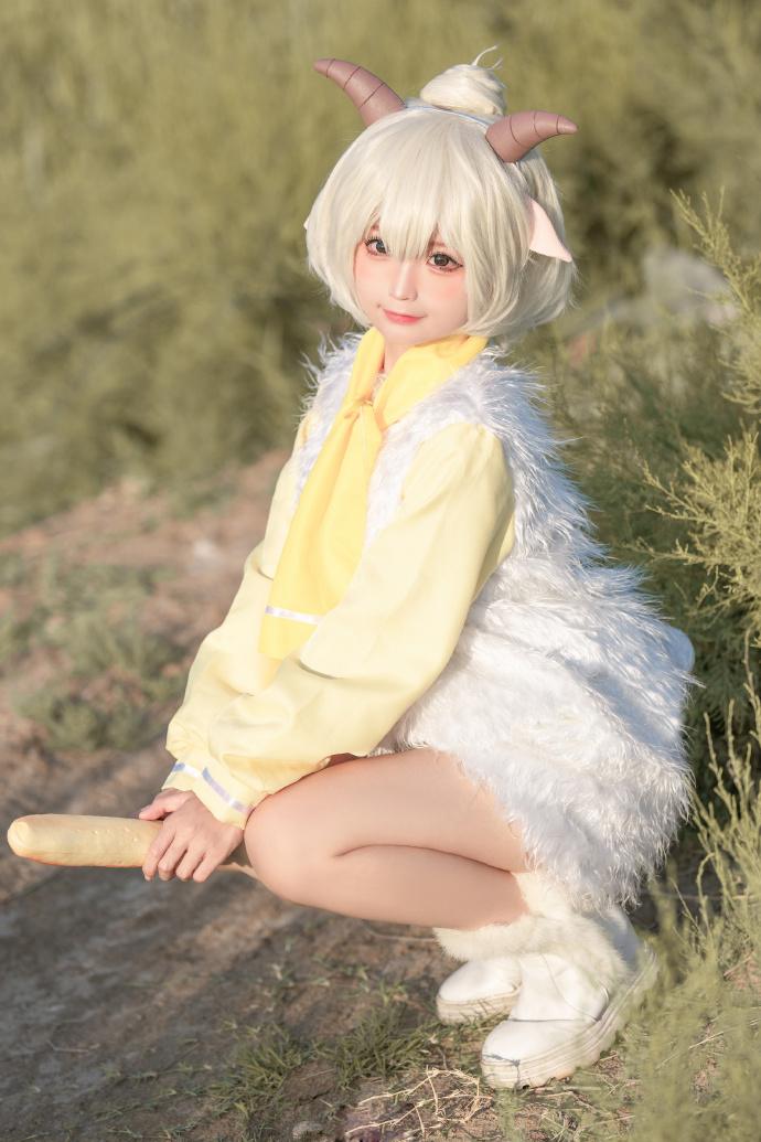 蠢沫沫7月最新作品目录公开，懒洋洋洛天依太美了~-1